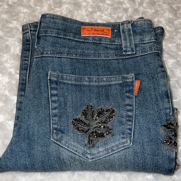J Secret woman’s sequin boot cut blue jean Size 29. Size 9-10 - Picture 6 of 12